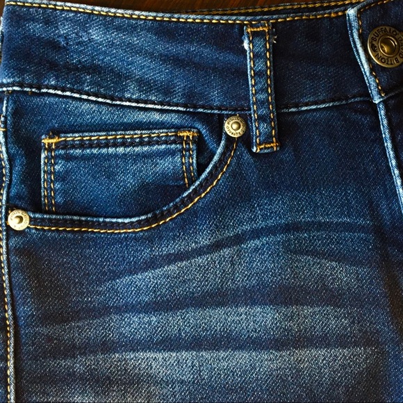 BUFFALO BY DAVID BITTON NWOT FAYE SKINNY JEANS SIZE 24”Wx31”l - Picture 3 of 12